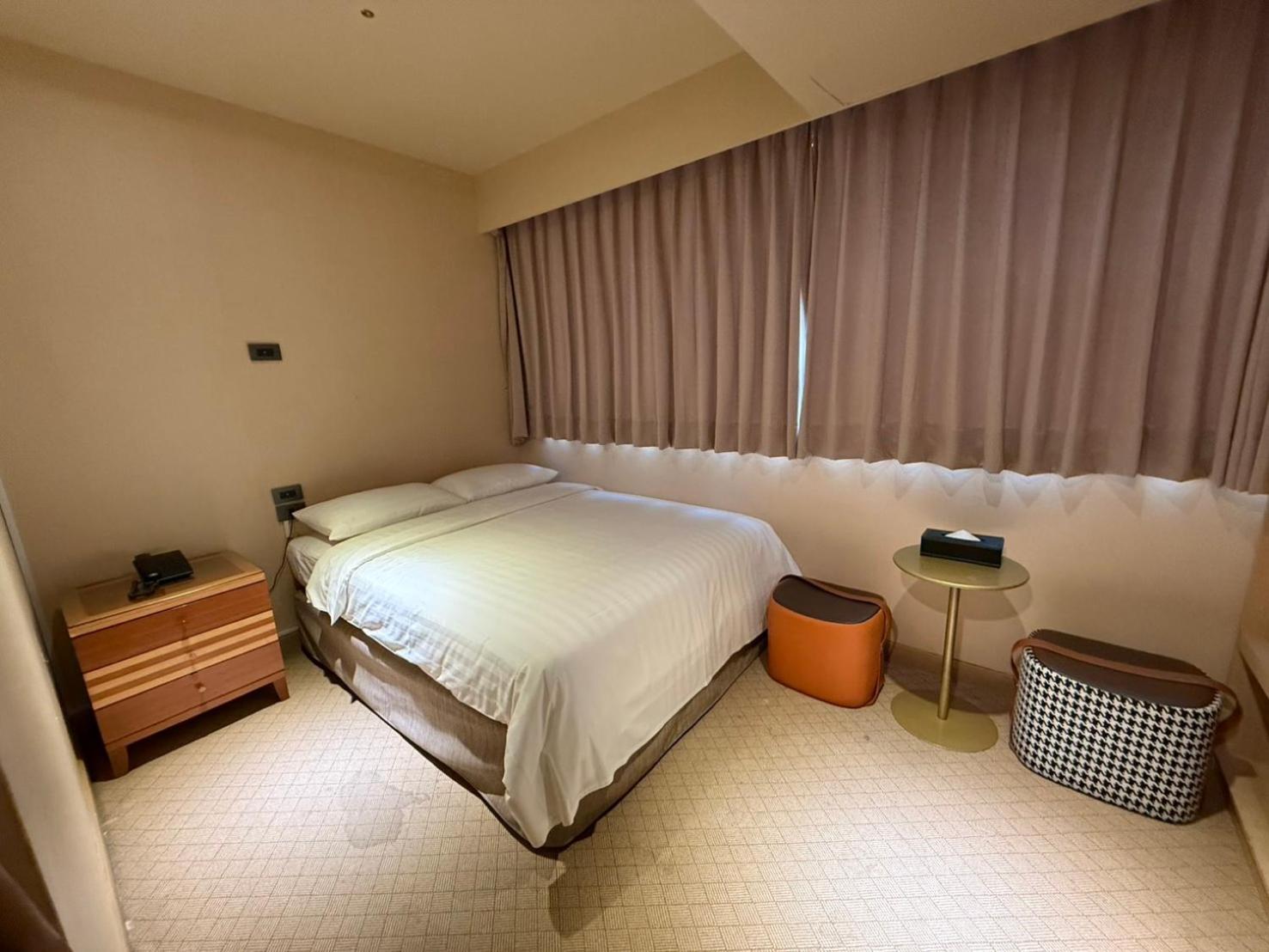 Rich & Free Hotel - Fuzhong 富逸旅趣-板橋府中館 Taipei Eksteriør billede